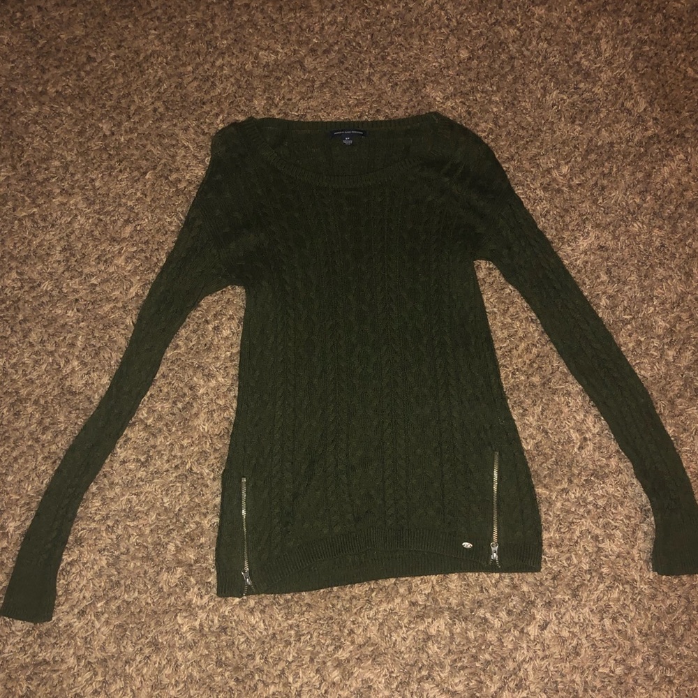 Green American Eagle sweater